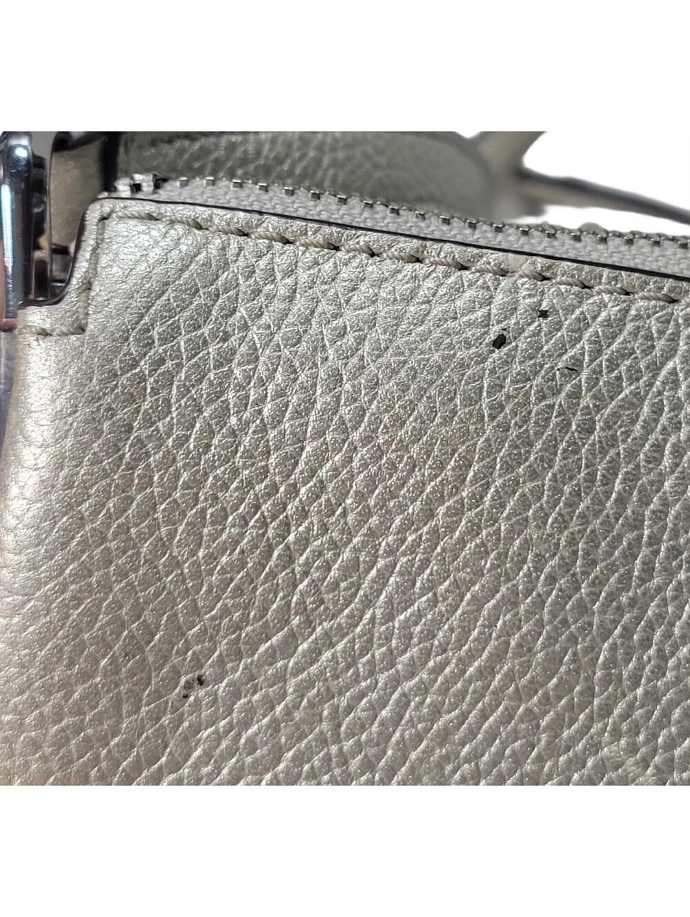 Kate Spade New York Metallic Silver Crossbody Bag Purse Zip Top Closure - Picture 5 of 16
